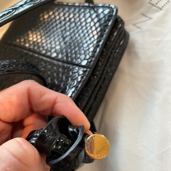 Stella McCartney Flo crossbody bag black - Picture 4 of 7